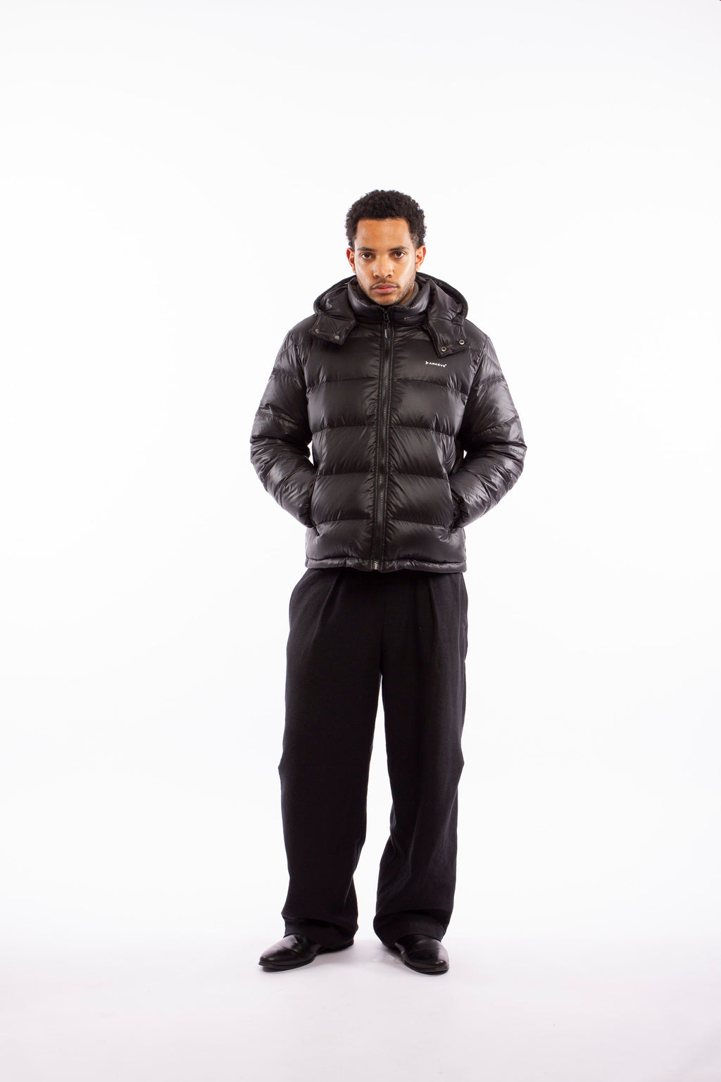 ARCÉVE The Mont Jacket - Stylish and functional luxury outdoor jacket for men - Black