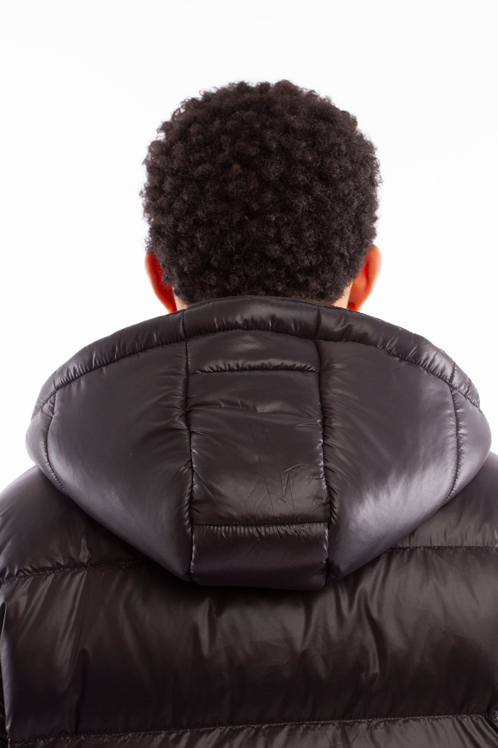 ARCÉVE The Mont Jacket - Stylish and functional luxury outdoor jacket for men - Black